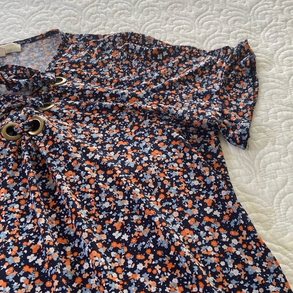Michael Kors Ditsy Floral Patterned Dress Short Ruffle Sleeve Knee Length Size L - Picture 6 of 10